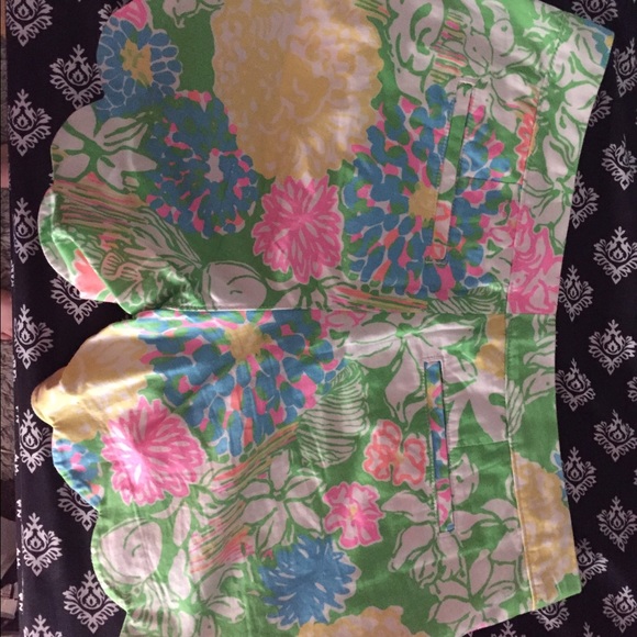Lilly Pulitzer Buttercup Shorts. Great condition - Picture 5 of 5